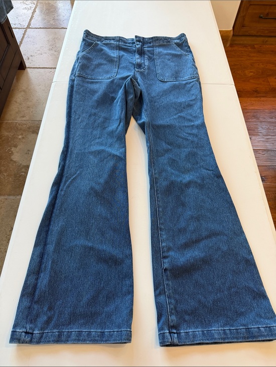 Pilcro Denim - Pilcro Dark Blue High-Rise Boot Cut Jeans